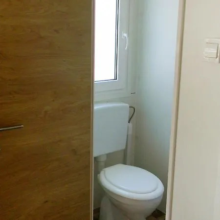 Holiday Home Camping Valkanela.4