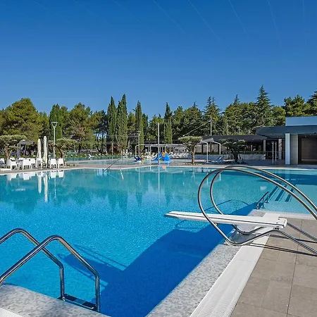 Semesterbostad Holiday Home Camping Valkanela.4 Vrsar